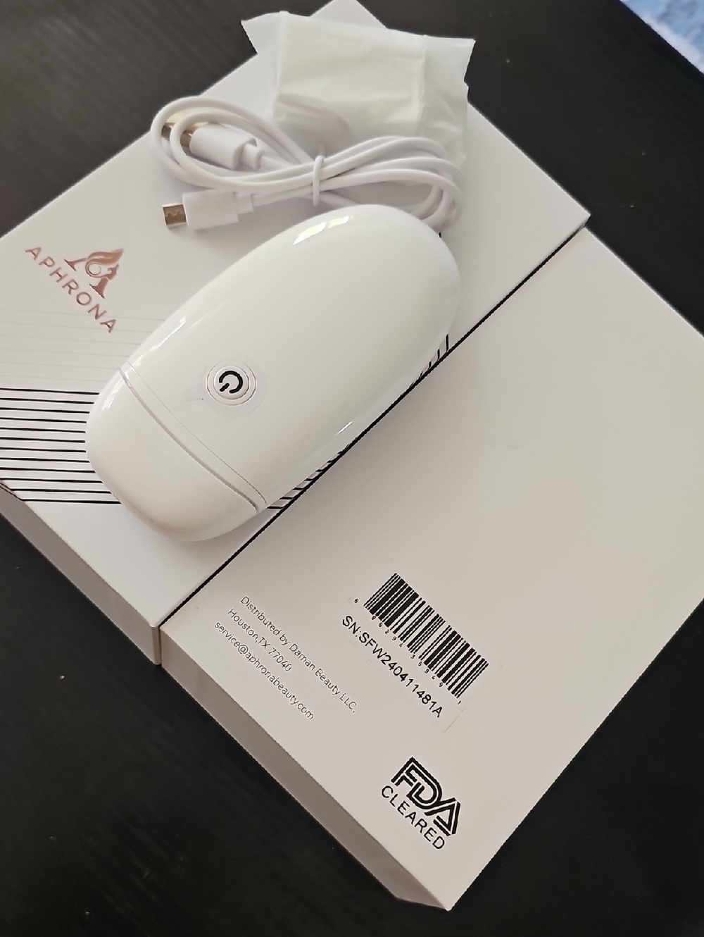 AphrOna Skincare Tool White Portable Device with USB Cable